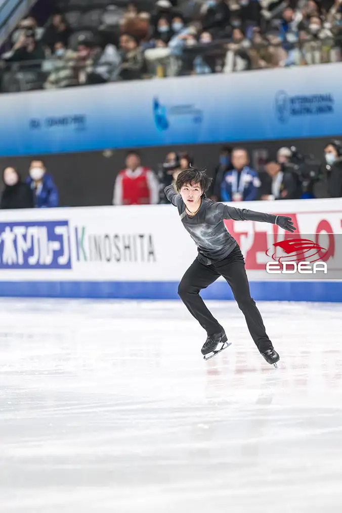 Ice Gallery Skates U.S.